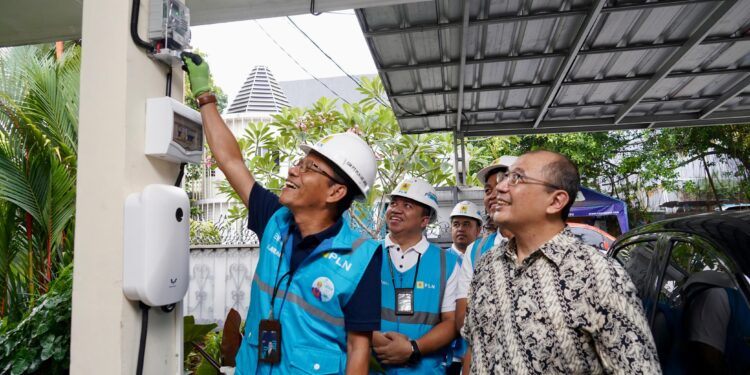 300 Home Charging Menyala Serentak di Jakarta, PLN Mudahkan Pengguna Mobil Listrik