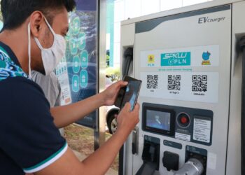 Begini Cara Isi Daya di SPKLU PLN, Agar Mudik Makin Asyik dengan Mobil Listrik