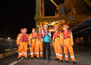 Dirut PLN Kunjungi PLTU Paiton, Pastikan Pasokan Listrik Aman Jelang Idul Fitri