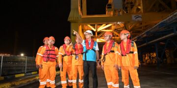 Dirut PLN Kunjungi PLTU Paiton, Pastikan Pasokan Listrik Aman Jelang Idul Fitri