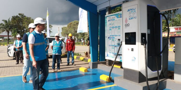 Persiapan Layani Arus Balik, GM PLN Banten Pastikan Operasional SPKLU Jalur Mudik Tol Jakarta-Merak Andal