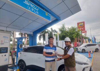 Jaga Keandalan Pasokan Listrik Jelang Arus Balik Lebaran, PLN Banten Siagakan Personil dan SPKLU