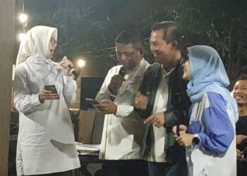 Pecah Duet Airin dan Andra Soni Nyanyi Bareng di Jelang Putusan MK