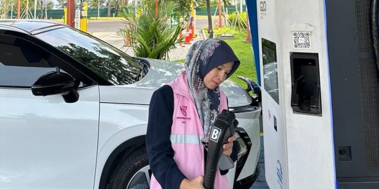 Kiprah Srikandi PLN Banten, Jaga Kendalan Pasokan Listrik