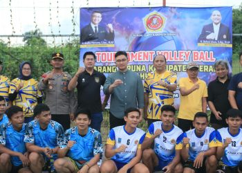Andika Hazrumy Buka Turnamen Voli Karang Taruna Kabupaten Serang 2024