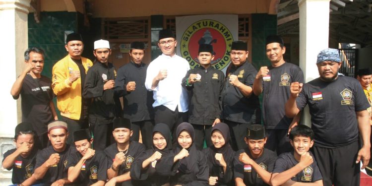 Dorong Pelestarian Kebudayaan, Andika Hazrumy Kunjungi Padepokan Golok Ciomas