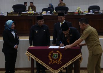 Pj Gubernur Al Muktabar: Capaian Target Provinsi Banten Dalam Kategori Tinggi dan Sangat Tinggi