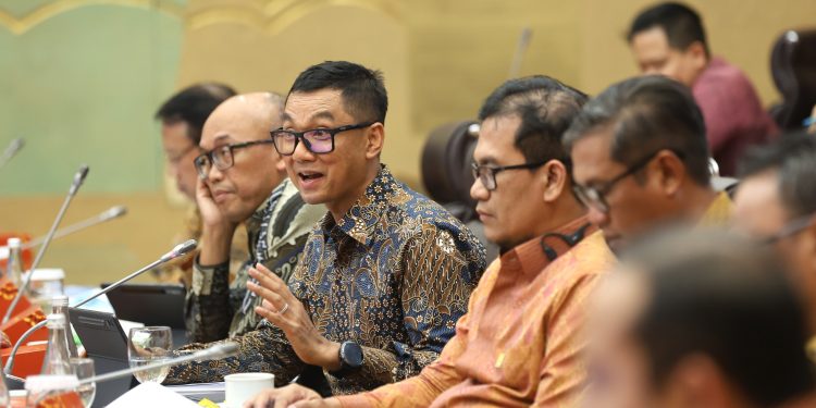 Terus Perkuat Ekosistem EV, Komisi VII DPR RI Apresiasi Kinerja PLN