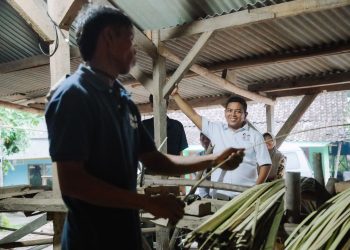 Perajin Krey Sawit di Lebak Curhat soal Pemasaran ke Andra Soni