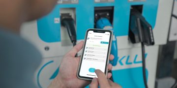 Libur Idul Adha 1445 H, PLN Siagakan 1.470 SPKLU Layani Kendaraan Listrik di Berbagai Daerah