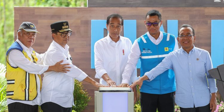 Presiden Jokowi Tandai Pembangunan PLN Hub, Pusat Ekosistem Transisi Energi dan Layanan Digital di Jantung IKN