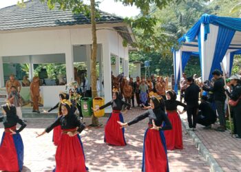 Kemparekraf bersama OJK Kembangkan Desa Wisata Kacida Cibuntu