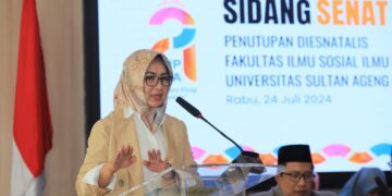 Airin Raih Penghargaan Kepala Daerah Perempuan Terbaik