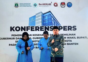 Ratu Ria-Subadri Ushuluddin Lakukan Tes Kesehatan Di RSUD Banten