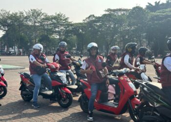 Peringati HPN 2024, PLN Gelar Touring Electric Vehicle