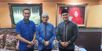 Kunjungi Mantan Bupati Taufik Nuriman, Andika Hazrumy: Beliau Mendoakan & Mendukung