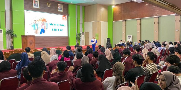 Honda Banten Ajak Mahasiswa Untirta “Slow Down, Life Up”