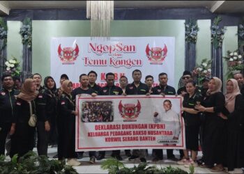 Keluarga Pedagang Baso Korwil Serang Banten Jatuhkan Pilihan Untuk Andra Soni-Dimiyati