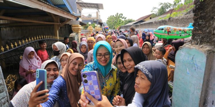 Minta Warga Dukung Pemerintahan Prabowo-Gibran, Airin Aspirasikan Pemekaran Daerah di Lebak