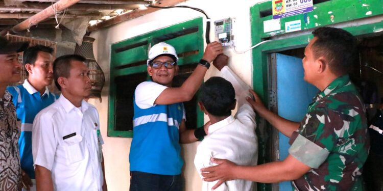 HLN Ke-79, PLN UID Banten hadirkan Program Light Up The Dream (LUTD) untuk 170 Keluarga