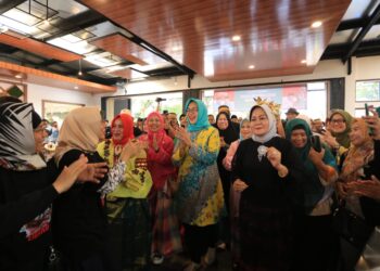 Relawan Phinisi: Airin Pemimpin yang Mencintai Keberagaman