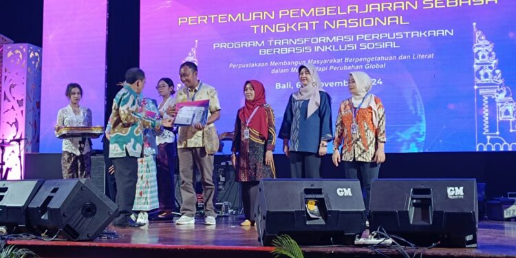 Perpustakaan di Banten Boyong 7 Penghargaan dari Perpustakaan Nasional
