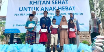 PLN UID Banten Lalui UP3 ULP Labuan Gelar Khitanan Massal