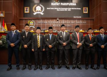 Muji Pimpin Sertijab Walikota dan Wakil Walikota Serang
