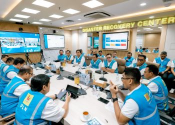 PLN Sukses Suplai Listrik Tanpa Kedip saat Salat Idulfitri 1446 Hijriah di Indonesia