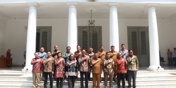 Jalin Silaturahmi dan Kolaborasi GM PLN UID Banten Kunjungi Gubernur Provinsi Banten