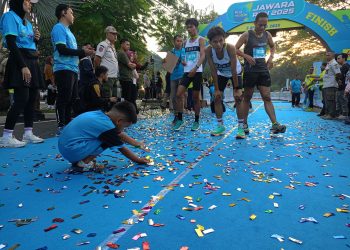 PLN Mobile Jawara Run 2025 Juga Diramaikan Dengan Aksi Anak-anak yang Menikmati Suasana Pagi
