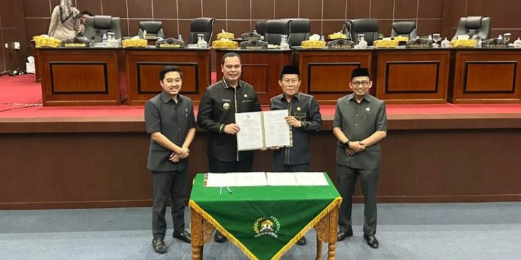DPRD Kota Serang Tetapkan Tiga Perda Baru untuk Dorong Pembangunan dan Pelayanan Publik